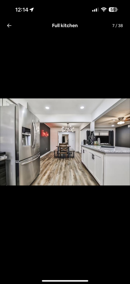 Building Photo - PRE LEASING for fall 2026! 4/3 in medical district