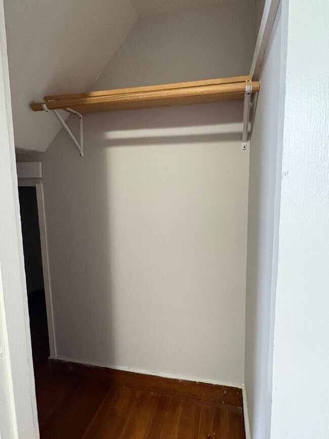 Building Photo - 32 Prospect St