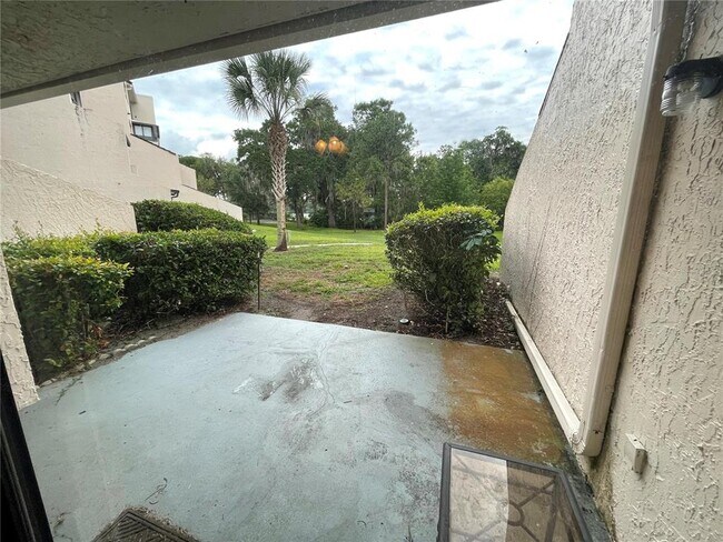 Building Photo - 1162 Carmel Cir