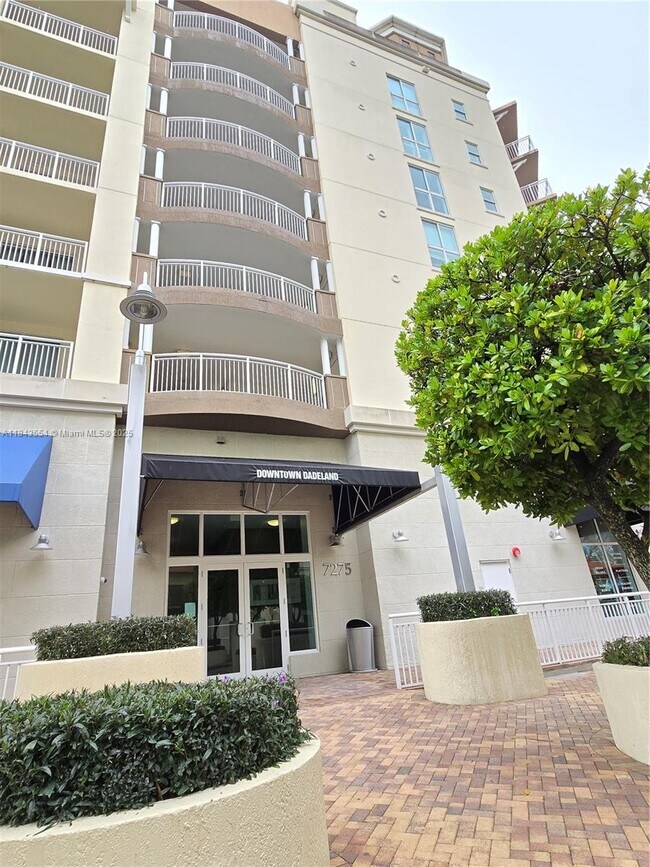 Building Photo - 7275 SW 89th St