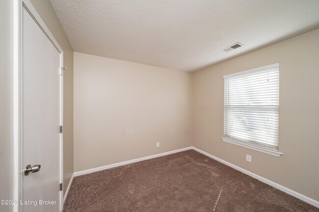 Building Photo - 3702 Bartlett Ct
