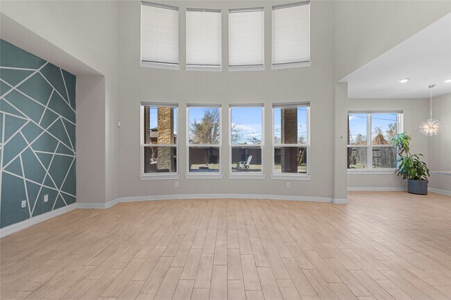 Building Photo - 4303 Shaded Arbor Way