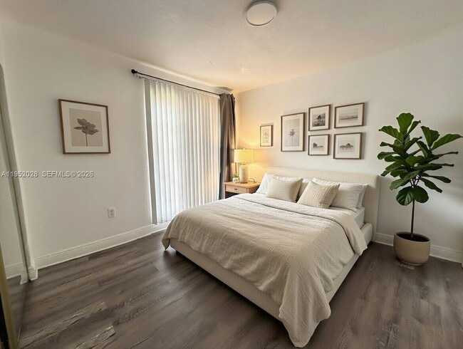 Building Photo - 9453 SW 76th St