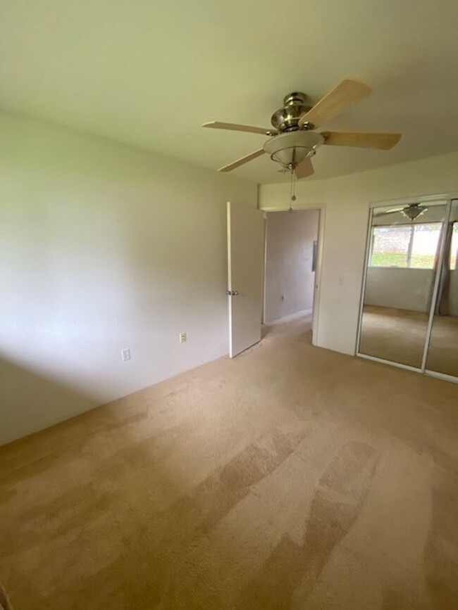 Building Photo - 2 Bed/ 2 Bath/ 2 Pkg at the Havens of I'i ...