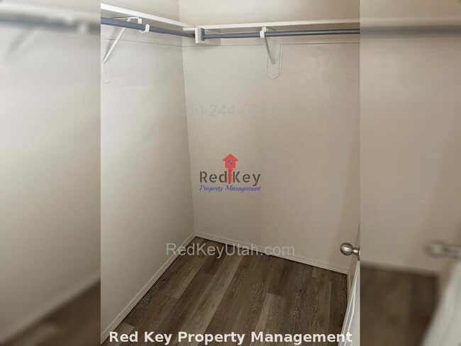 Building Photo - 80 E Single Family Home