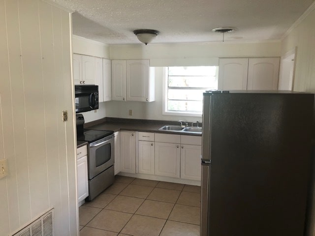 Building Photo - 213 N 6th St