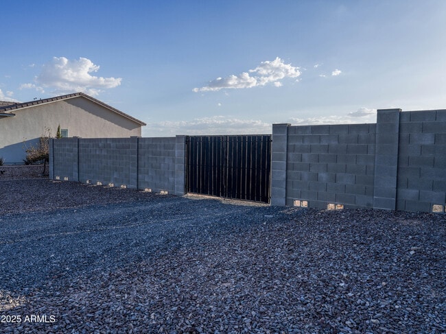 Building Photo - 28143 N QUINTANA Pl