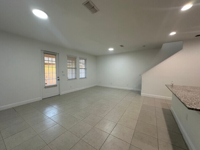 Building Photo - 15479 Sugar Citrus Dr