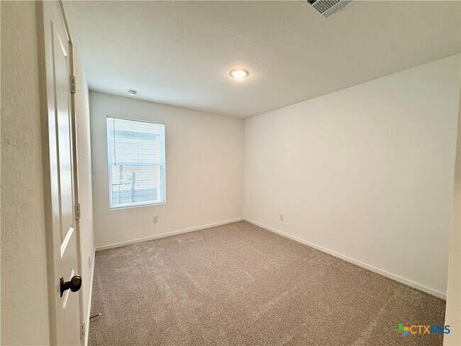 Building Photo - 311 Moscato Rd