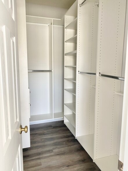 Building Photo - 4228 Via Piedra Cir