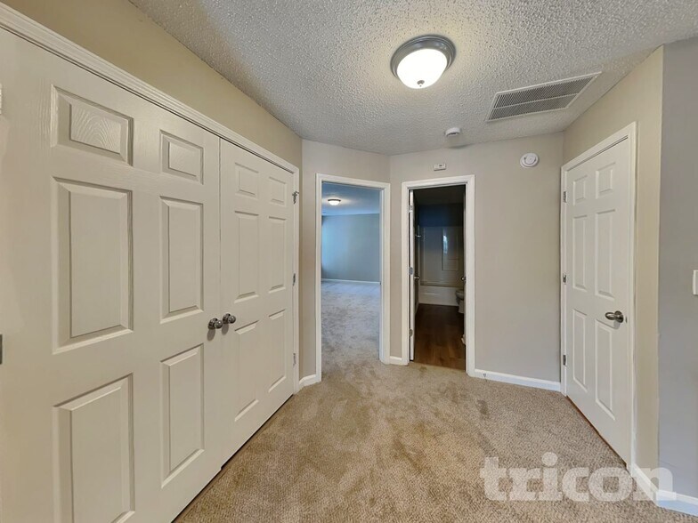 Building Photo - 109 Riley Way