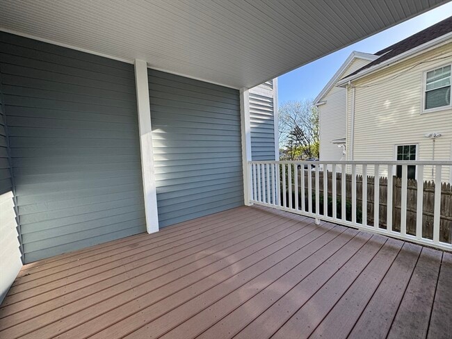 Building Photo - 20 Gilkey Ct