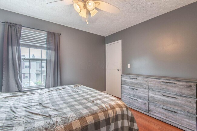 BED ROOM 1 - 2248 Lila Way