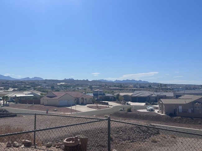 Building Photo - 2400 Mohave Ridge Ave