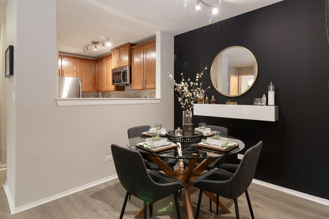 Building Photo - 1691 Buttonwood Cir