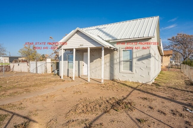 Building Photo - 2 Bed + Office!