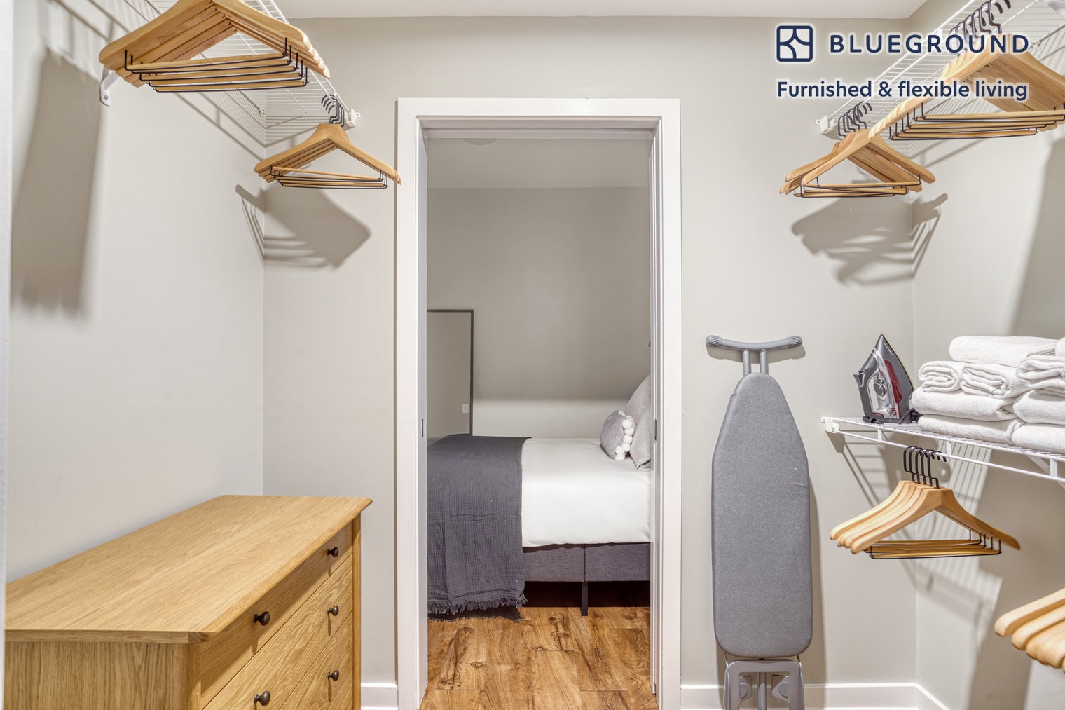 Building Photo - 1011 4th St NW