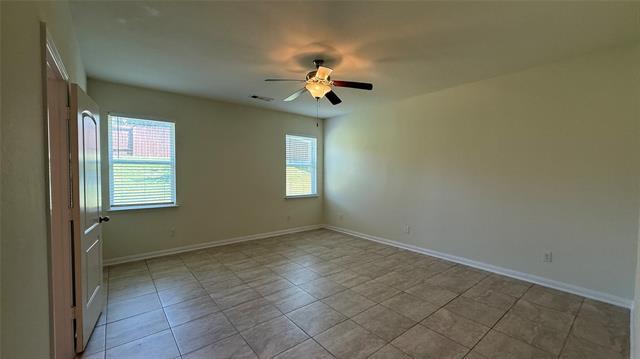 Building Photo - 1829 Persimmon Dr