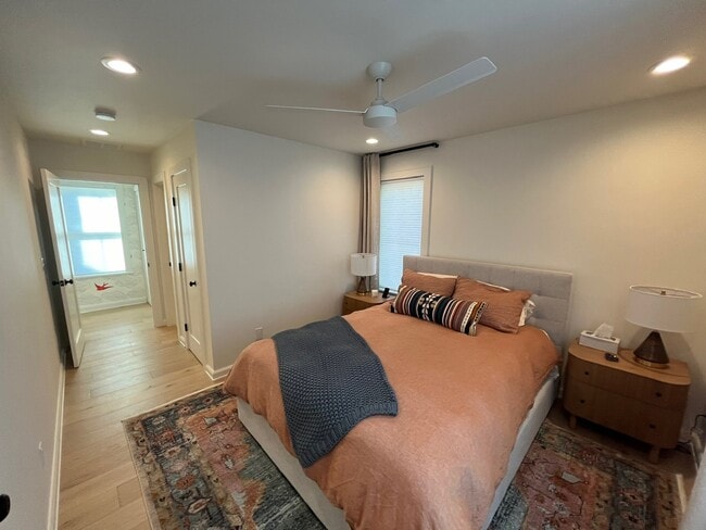 Owner's Bed - 1211 E 2nd St