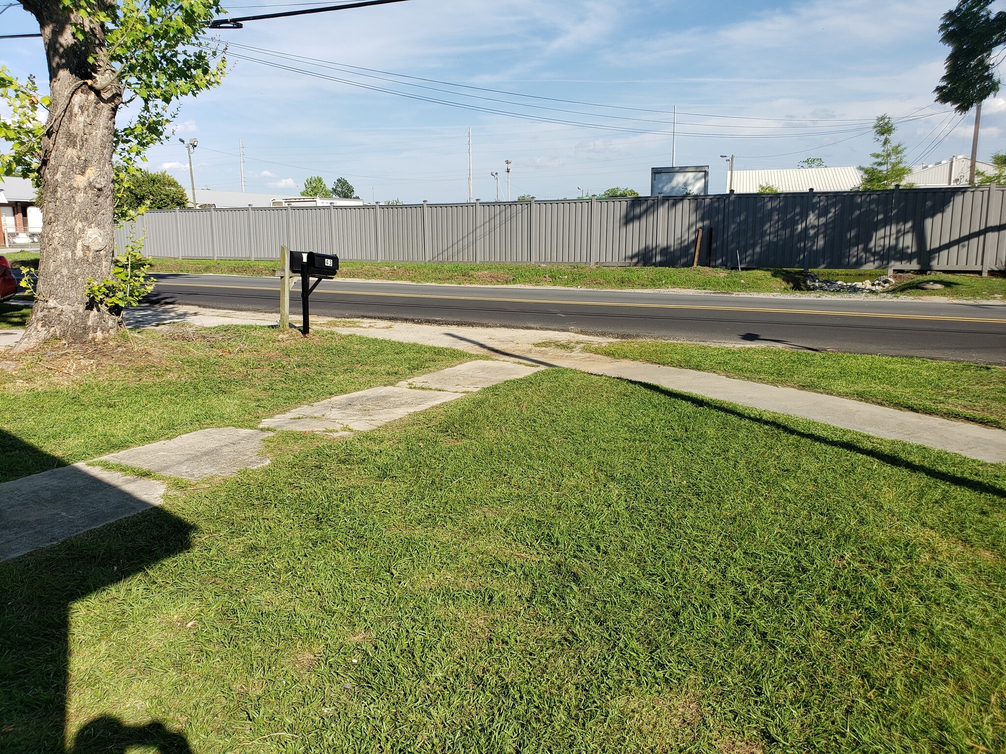 Front yard walkway side - 43 Lissner Ave
