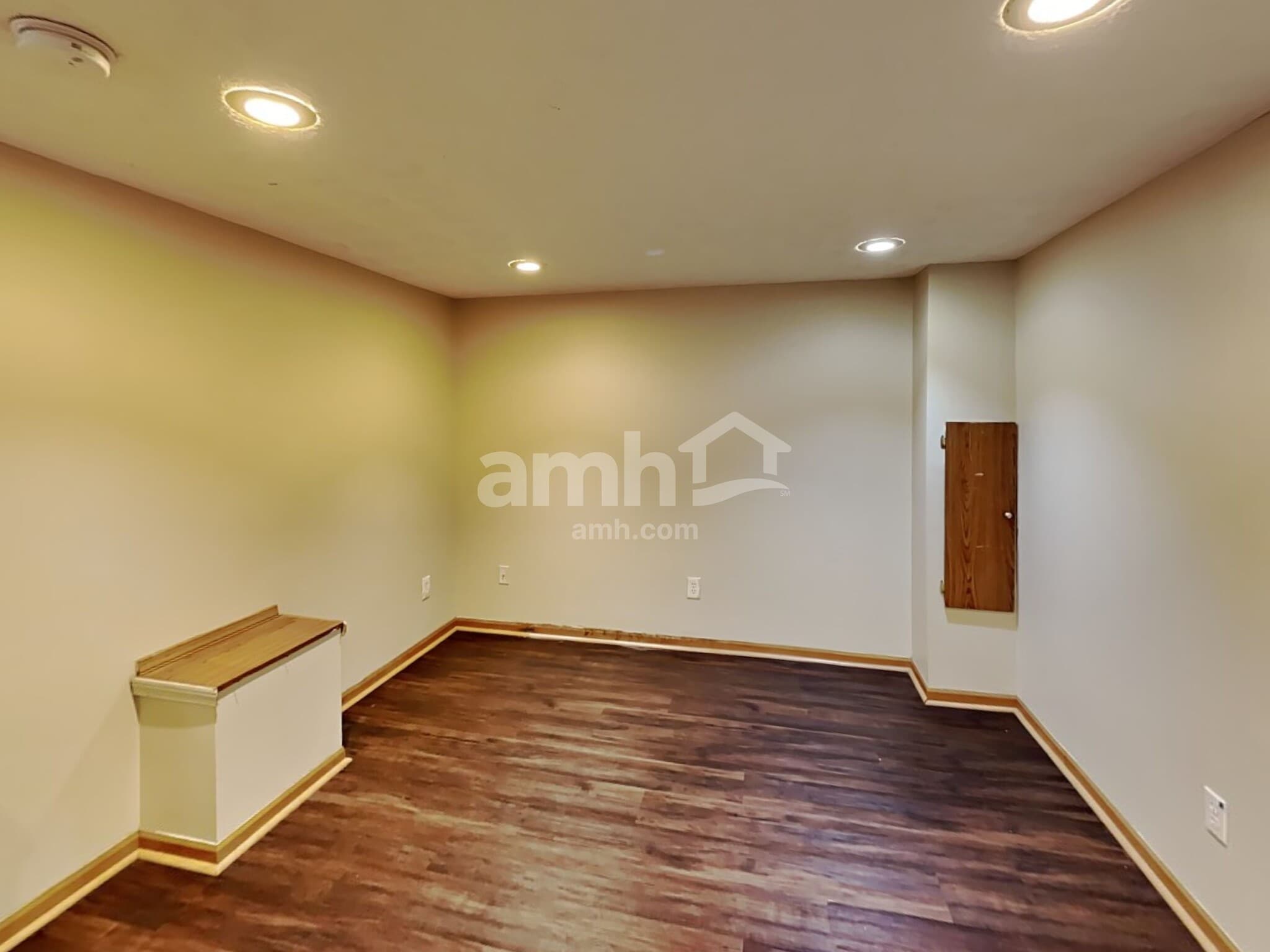 Building Photo - 6617 Winbarr Way