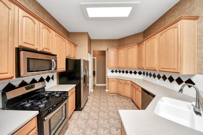 Building Photo - 7310 Whistle Ct