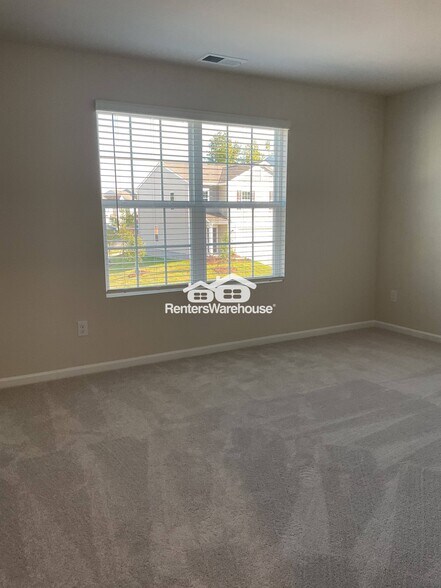 Building Photo - 10203 Chatham Run Ln