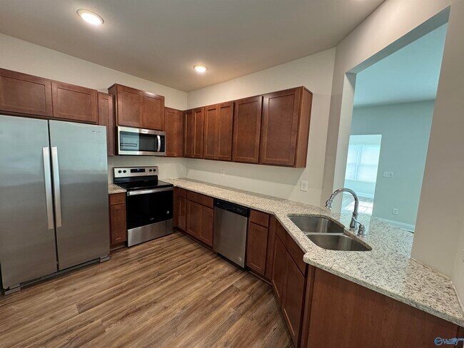 Building Photo - 103 Woodsbrook Pl SW