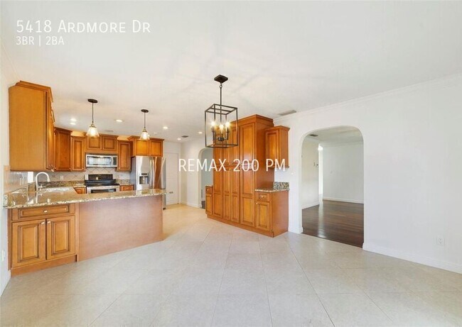 Building Photo - 5418 Ardmore Dr