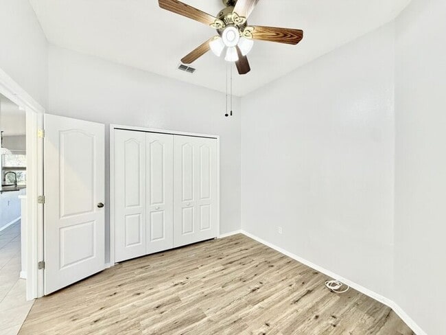 Building Photo - 4768 Ridgemoor Cir