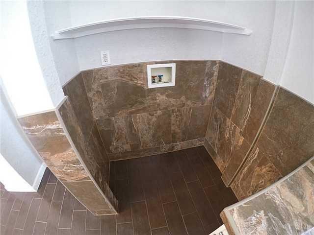 Building Photo - 8903 Old County Dr