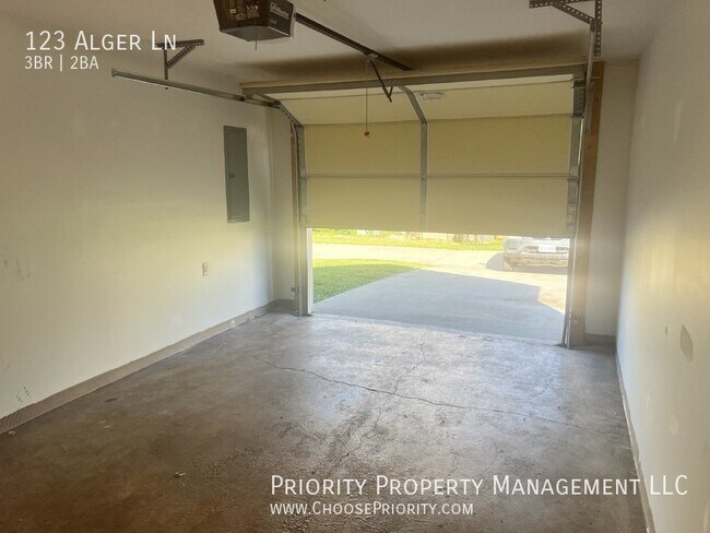 Building Photo - 123 Alger Ln