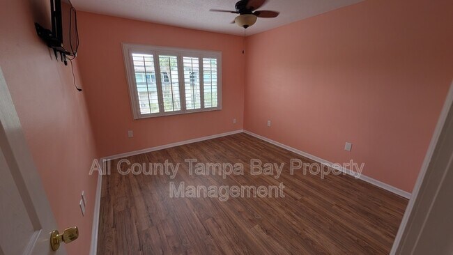 Building Photo - 1028 Apollo Beach Blvd