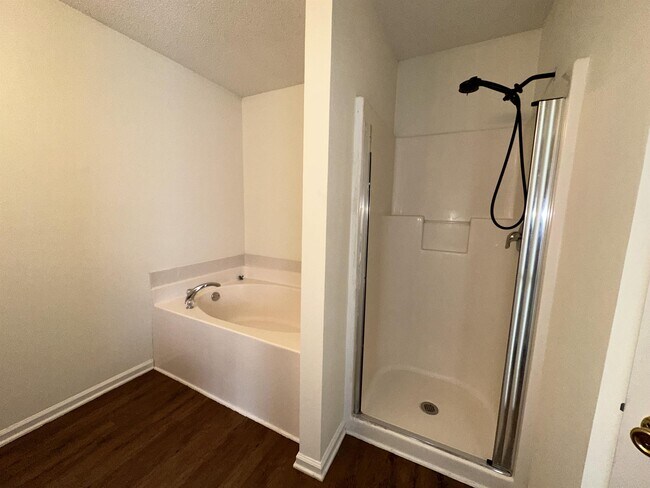 Building Photo - 116 Stoney Crossing