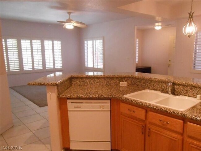 Building Photo - 103 Topsail Dr