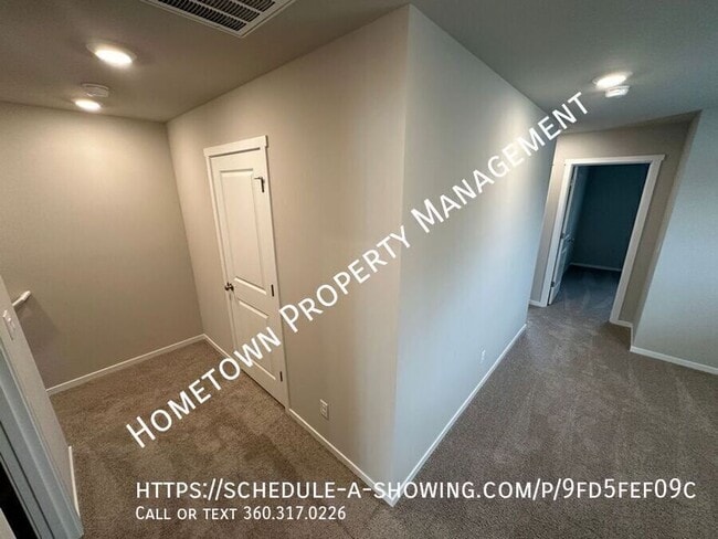 Building Photo - 2403 Trailside Dr NE