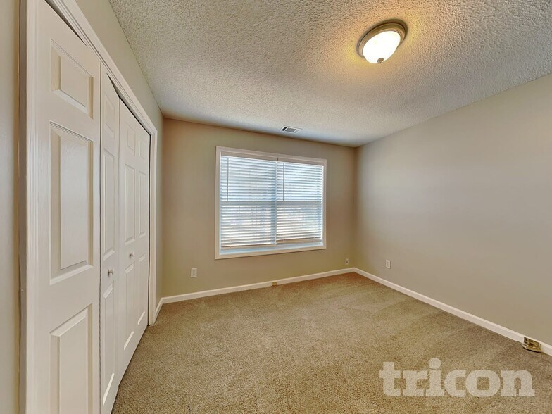 Building Photo - 341 Chase Marion Way