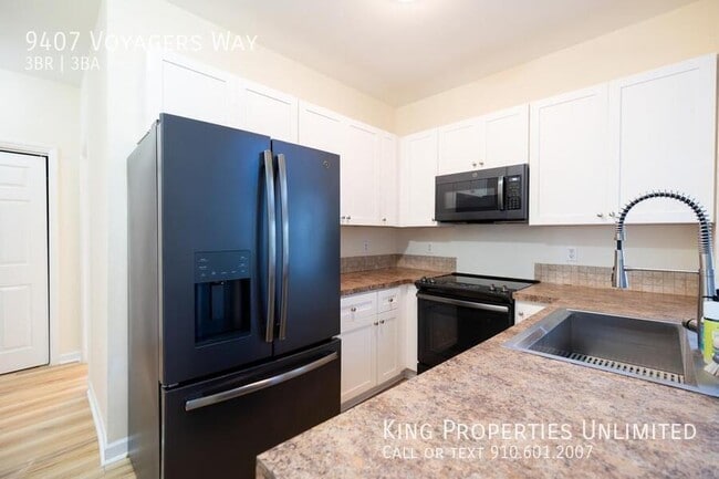 Building Photo - 9407 Voyagers Way