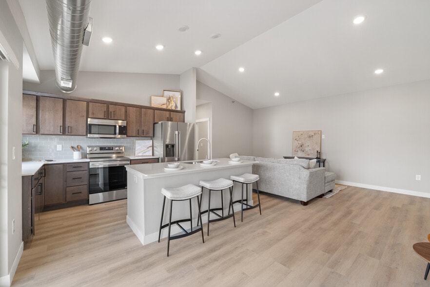 Primary Photo - Independence Townhomes