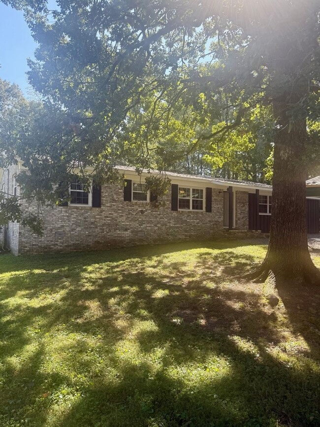 Building Photo - 2806 Hurricane Lake Rd