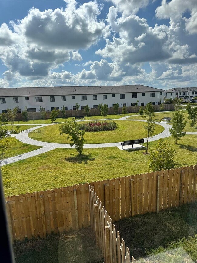 Building Photo - 18948 SW 344th Ter