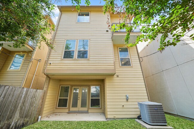 Building Photo - 1227 Creekside Acres Ct