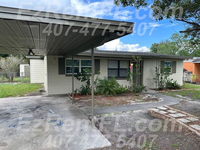 Primary Photo - 210 Palm Pl