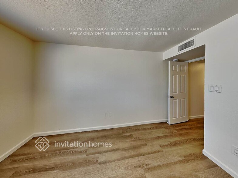 Building Photo - 14256 N 37th Way