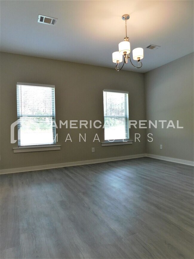Building Photo - 15537 Crimson Rdg Cir