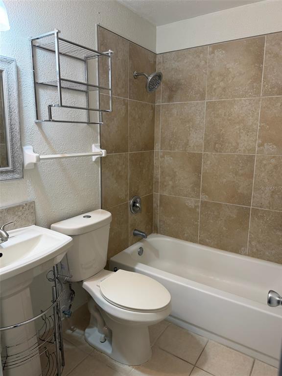 Building Photo - 7642 SW 80th St