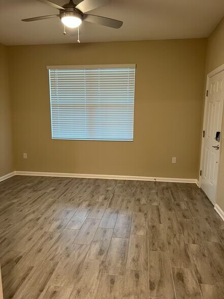 Building Photo - 602 Holly Hill Rd