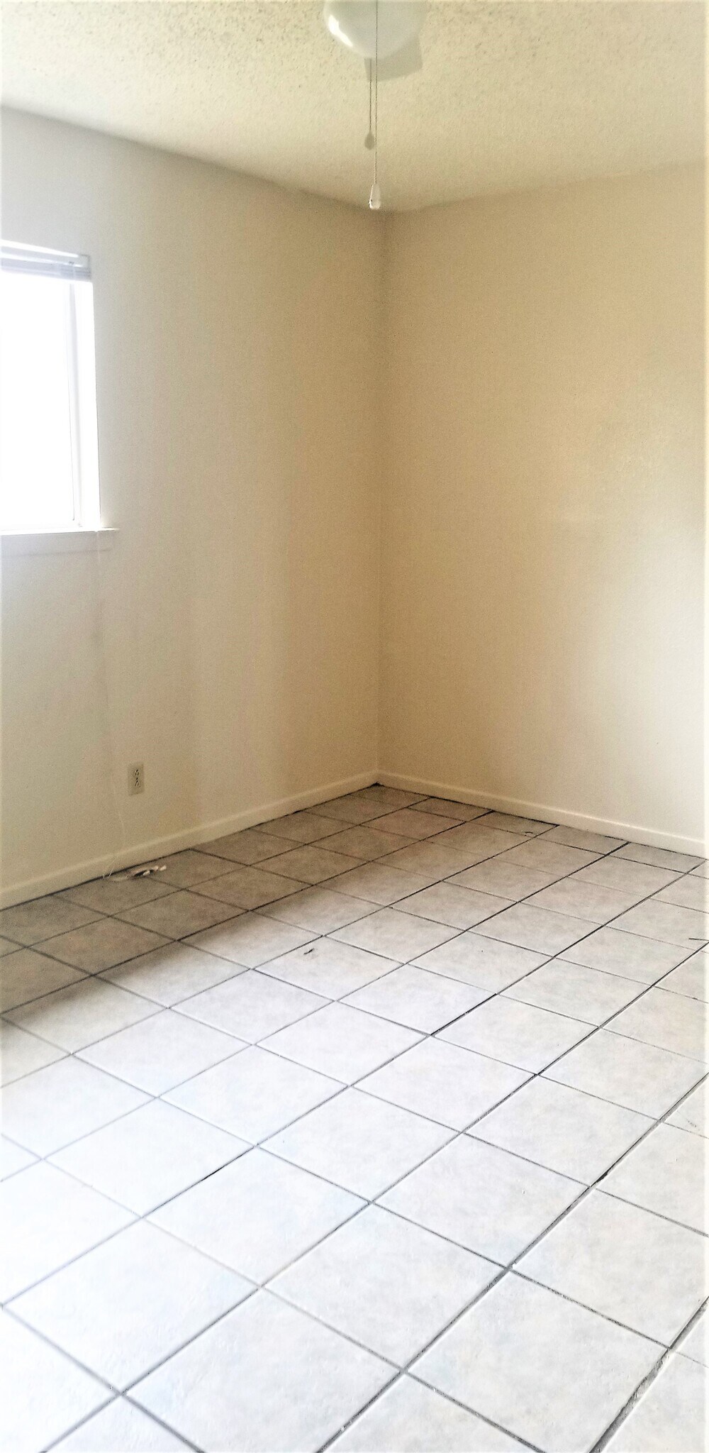 Building Photo - 607 N 20th St