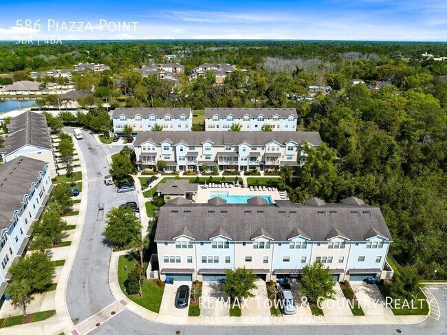 Building Photo - 586 Piazza Point
