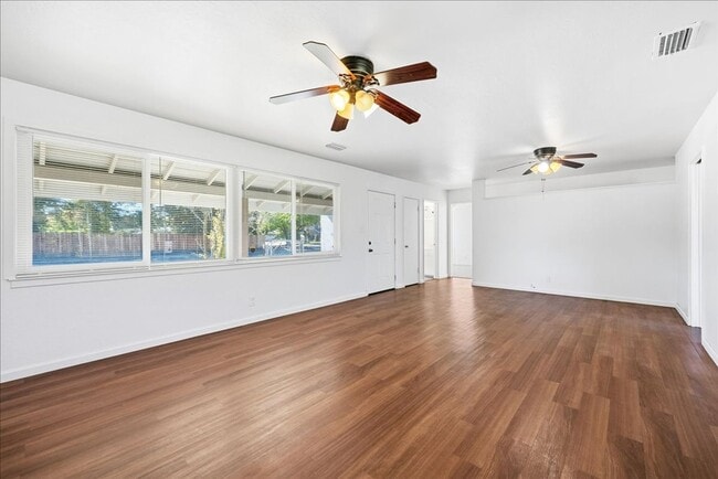 Building Photo - 3333 Alta Arden Expy